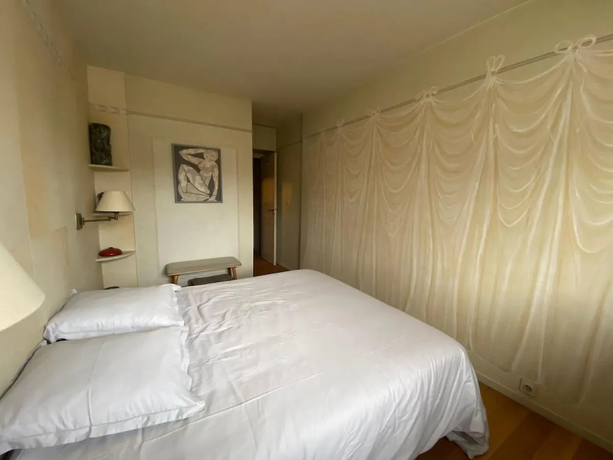 Apartament Appartement Chaleureux Au Cours Du 15Eme Paryż